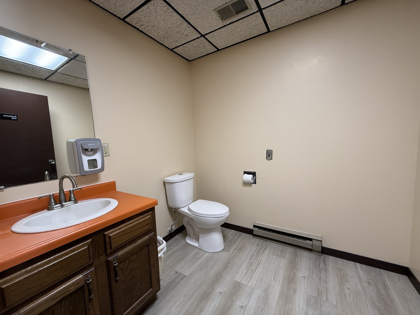 103 S John Street Property Photo 15