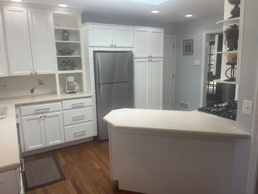 515 E Blodgett Avenue Property Photo 10