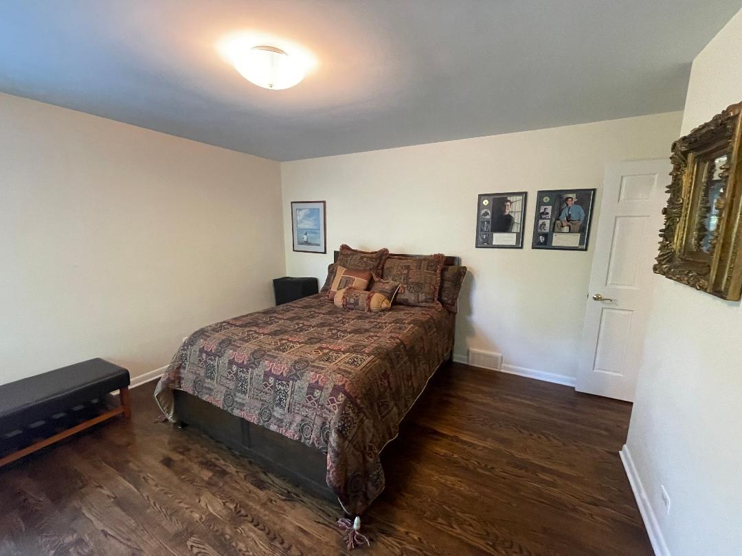 515 E Blodgett Avenue Property Photo 35