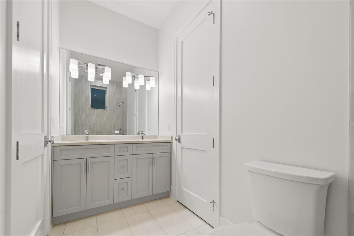 3820 N Damen Avenue 1 Property Photo 25