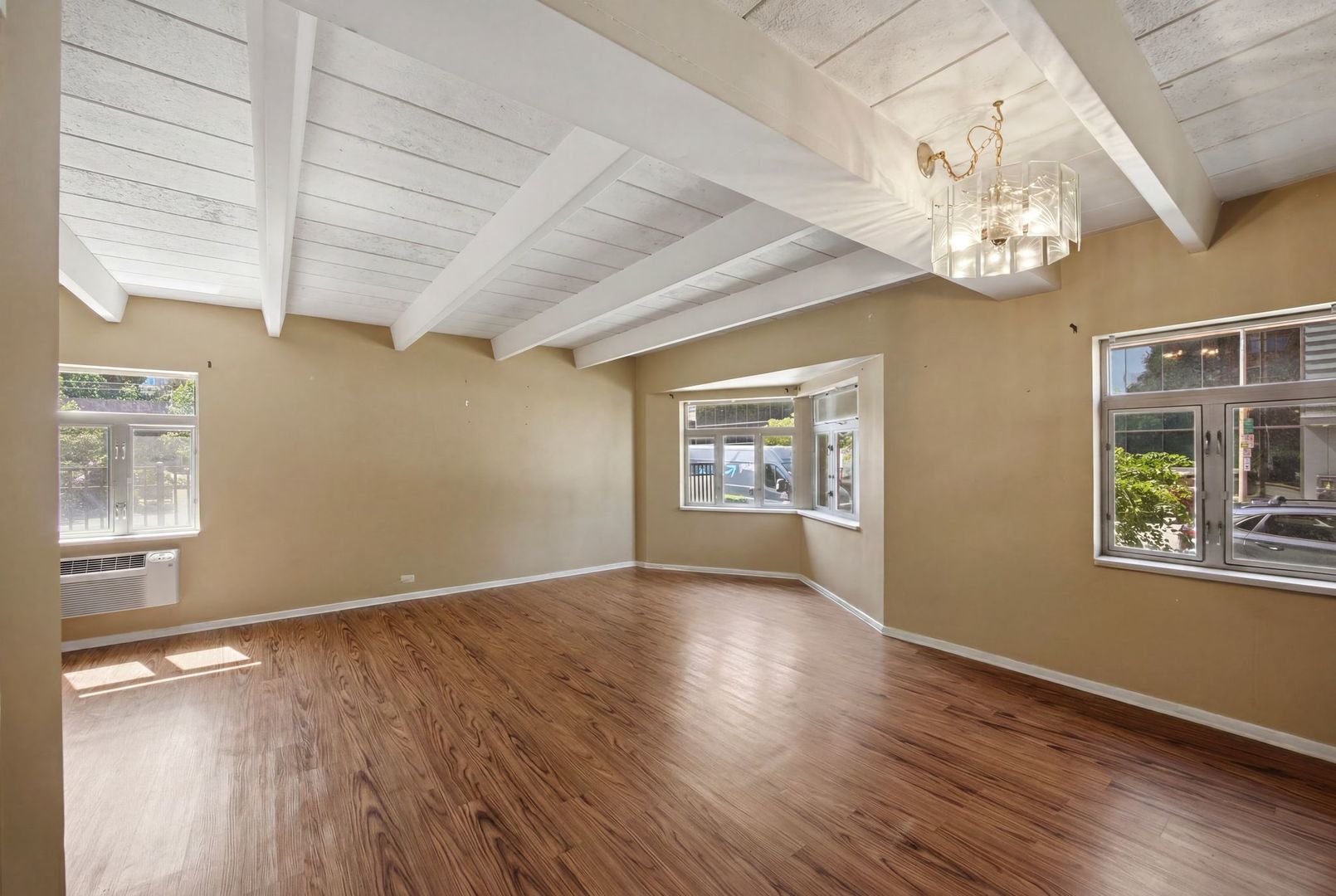 1862 Sherman Avenue 1nw Property Photo 5