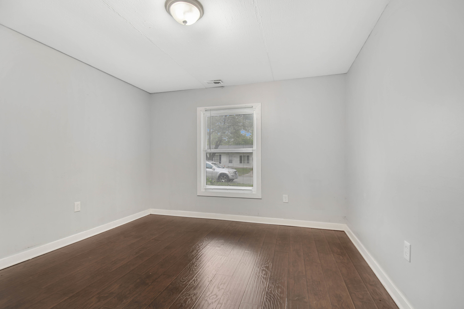 12769354 Property Photo 10