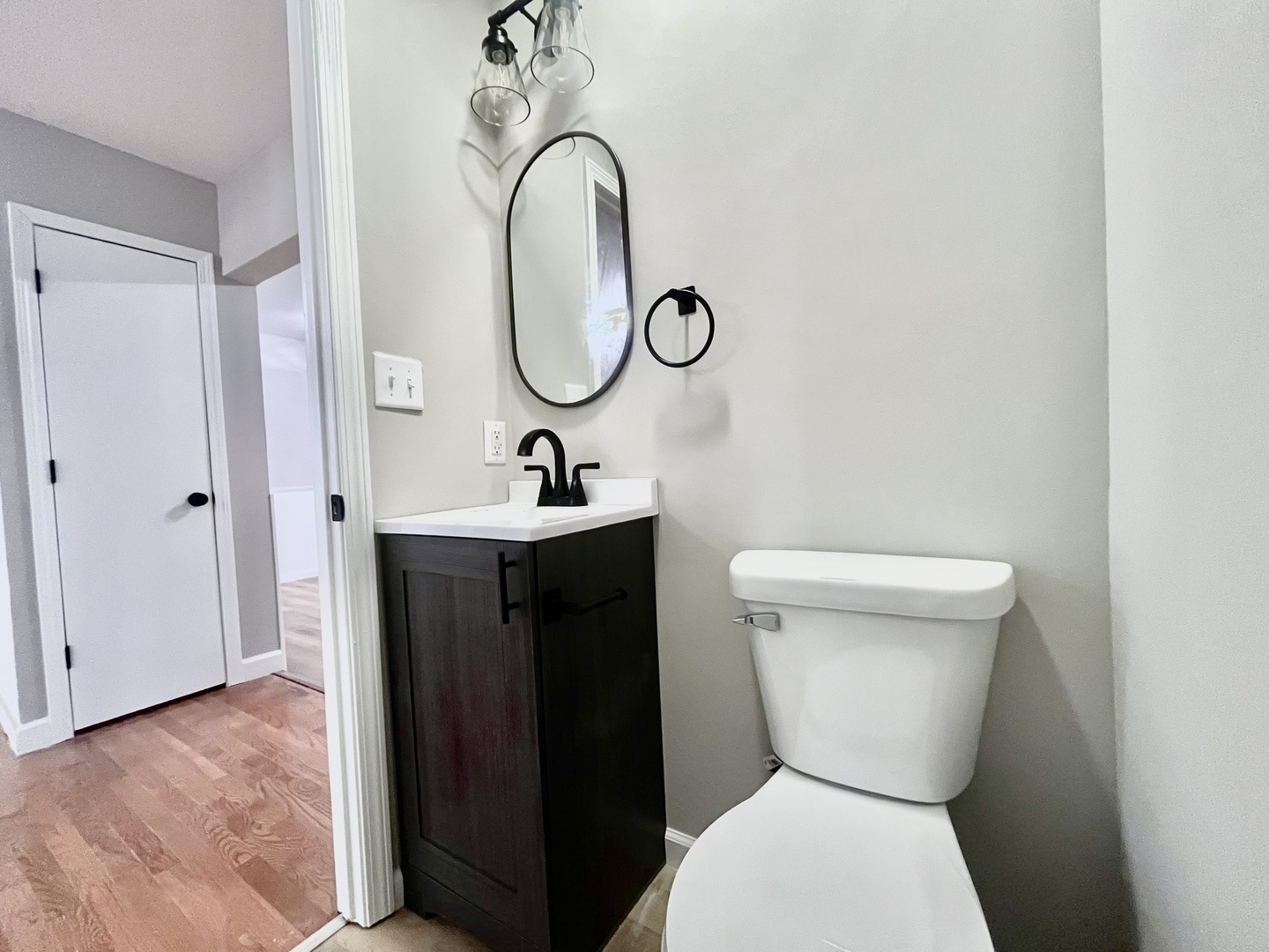 370 Karen Drive Property Photo 7
