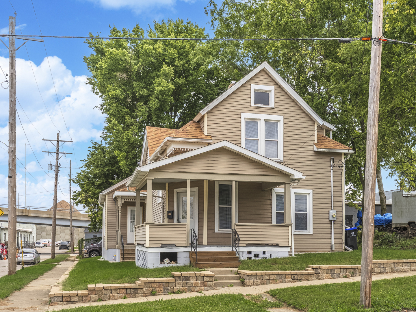 502 S Madison Street Property Photo 1