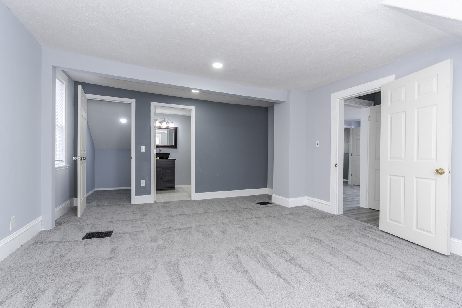 502 S Madison Street Property Photo 32