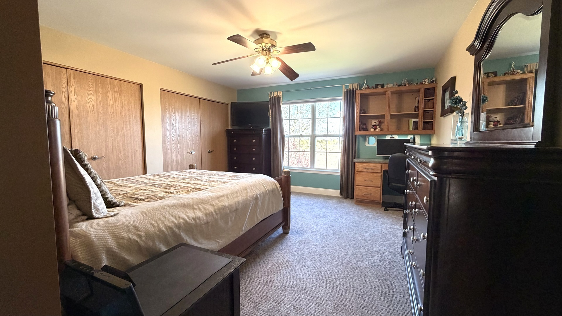 6 Glenview Court Property Photo 24