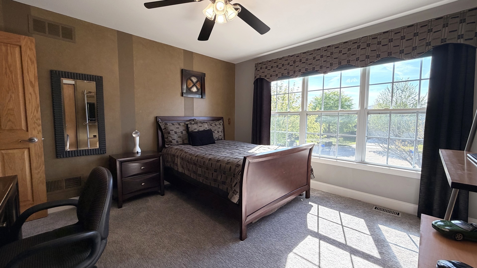6 Glenview Court Property Photo 25