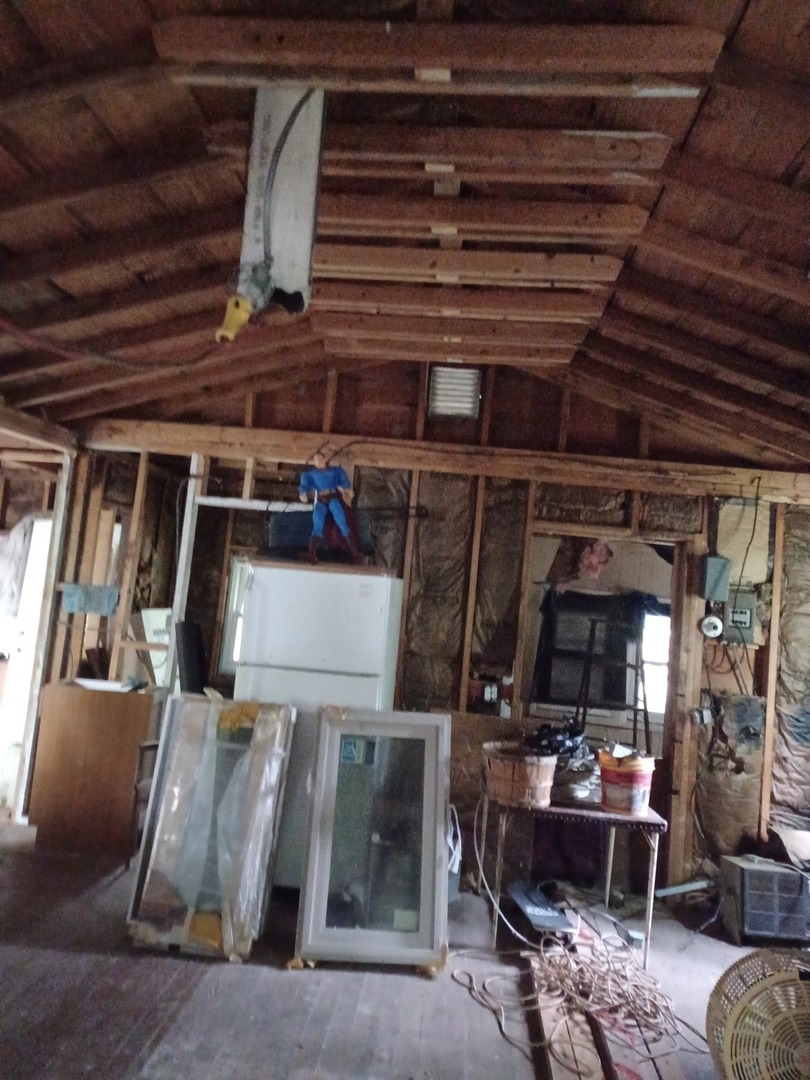 8014 E Maplewood Drive Property Photo 3