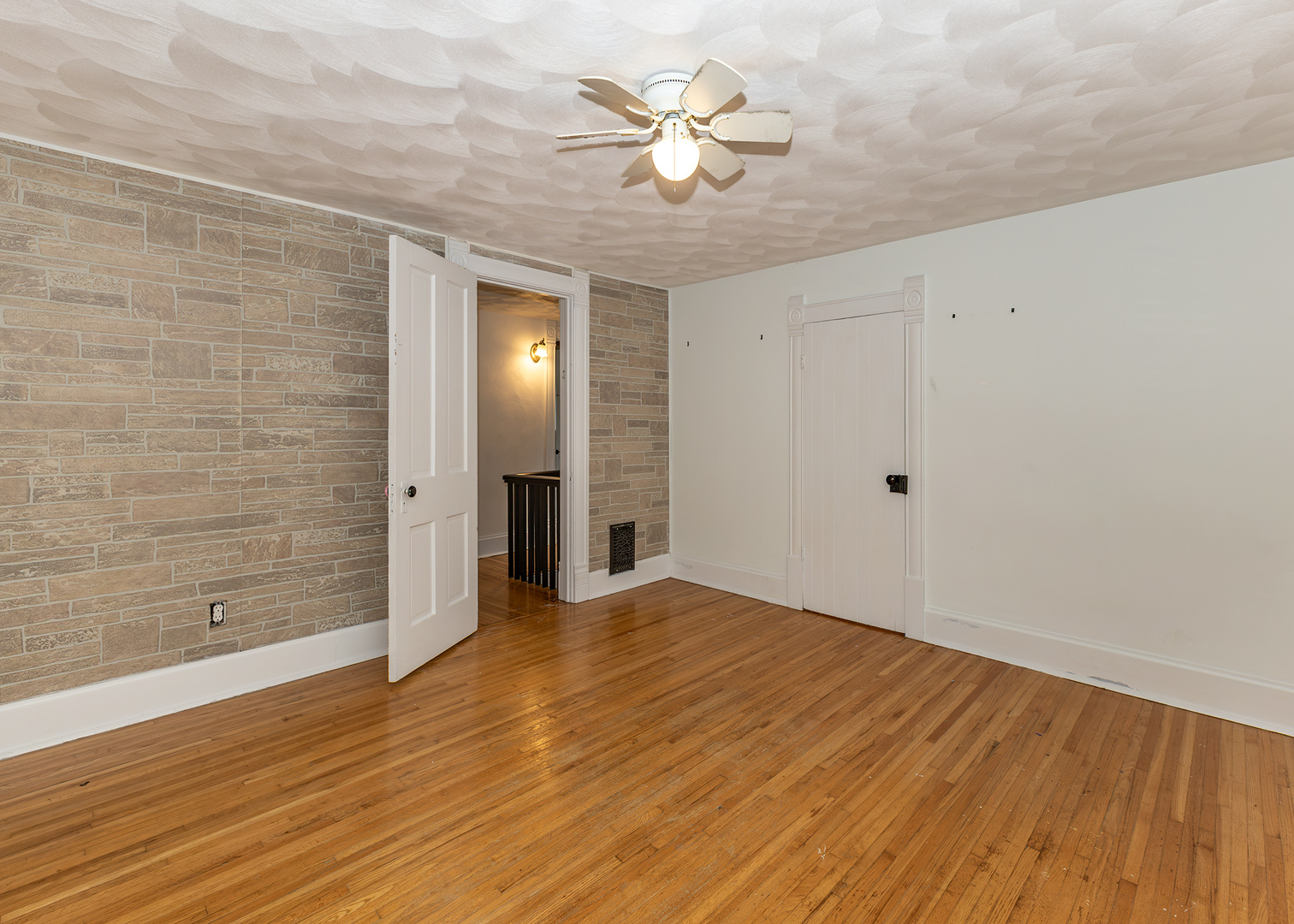 545 E Exchange Street Property Photo 22