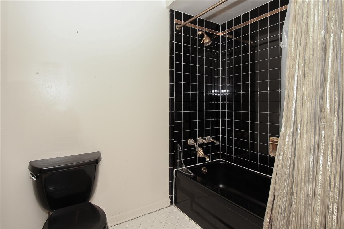 87 Lincolnshire Drive Property Photo 21