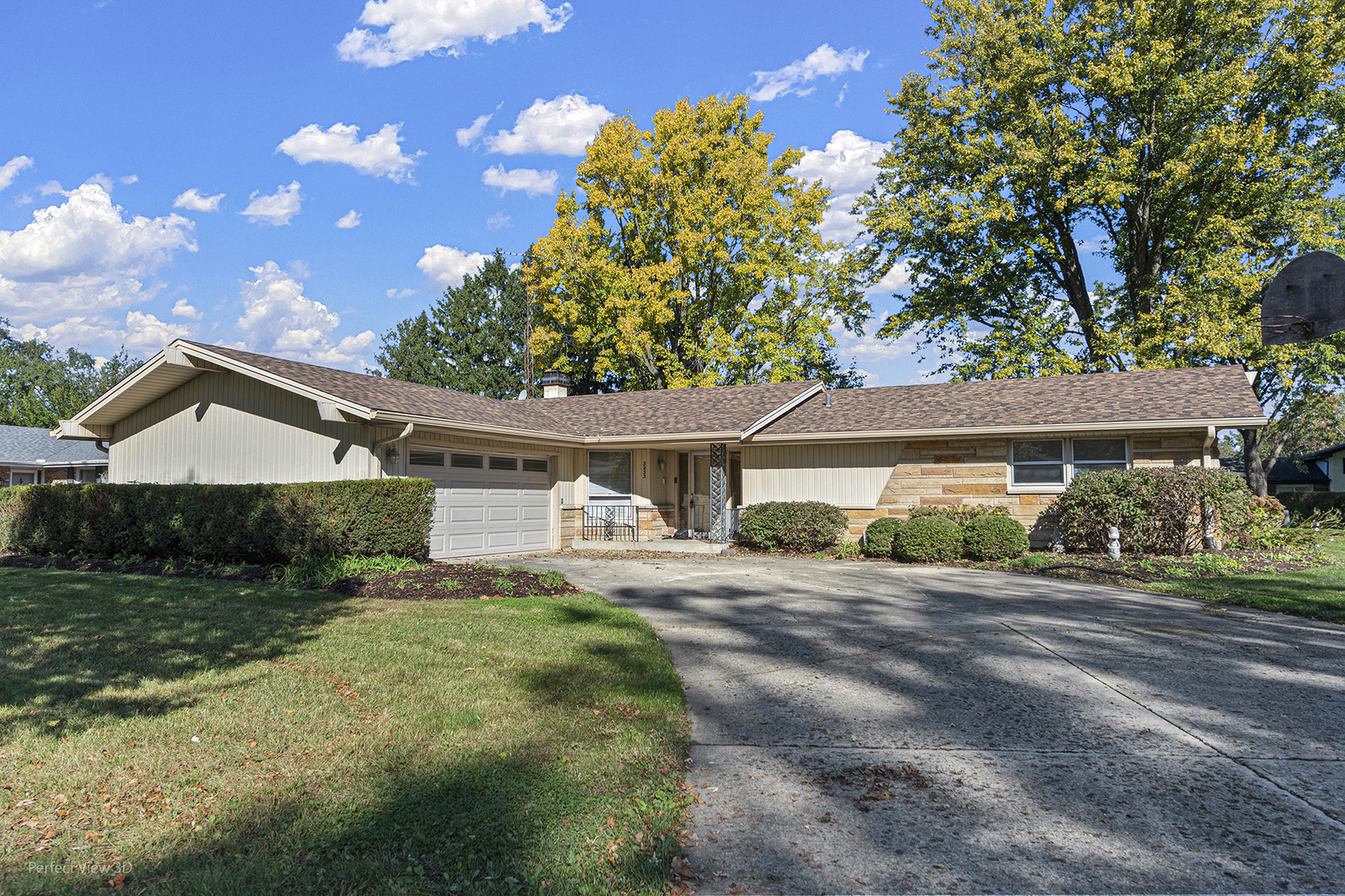 3233 Rosemont Drive Property Photo 1