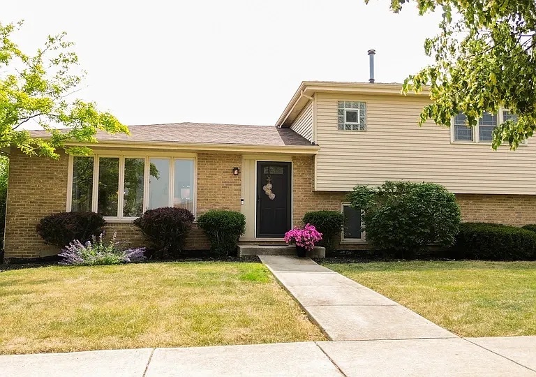 17001 93rd Avenue Property Photo 1