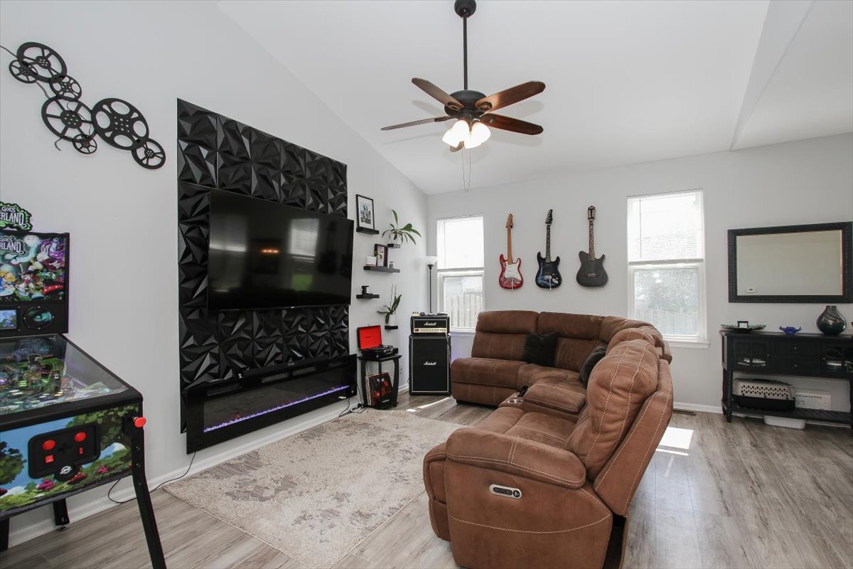 28903 Bayberry Court Property Photo 8