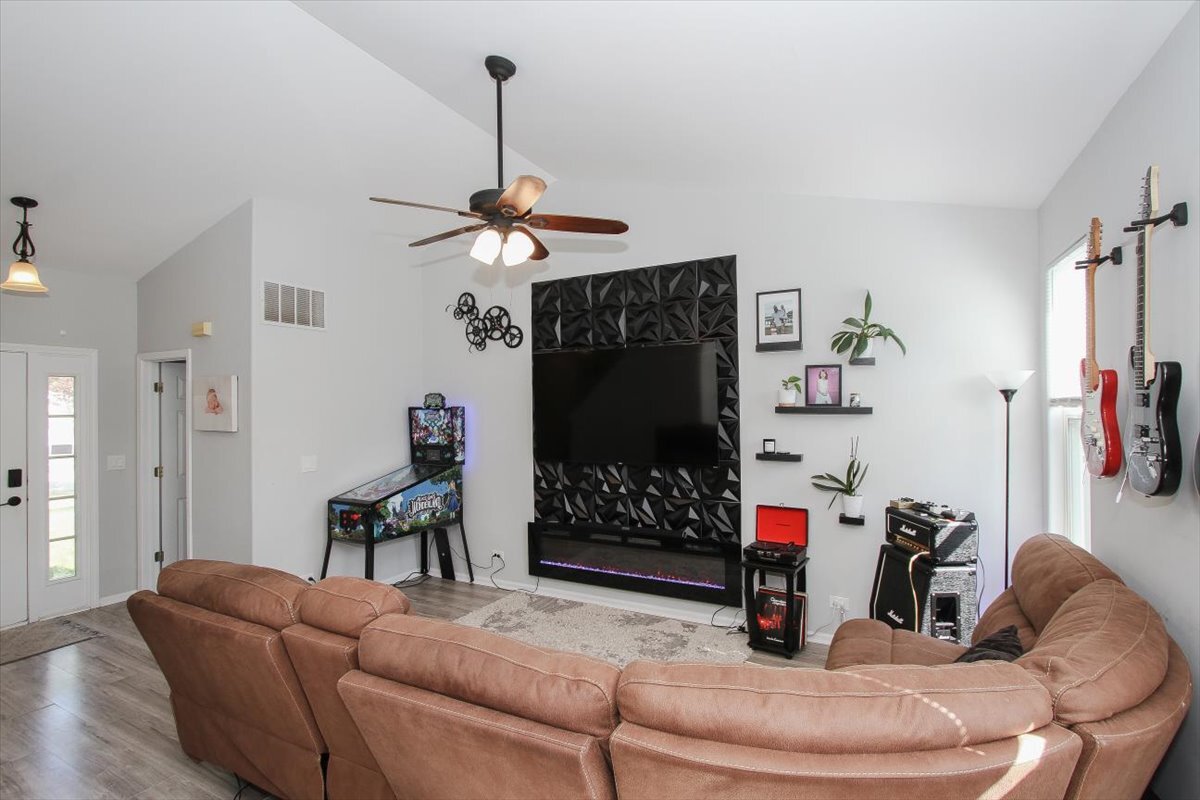 28903 Bayberry Court Property Photo 9