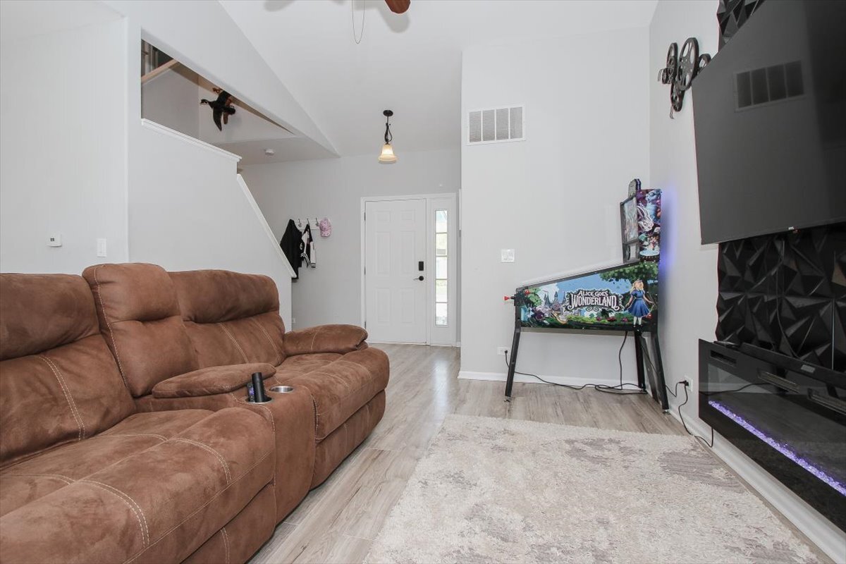 28903 Bayberry Court Property Photo 10