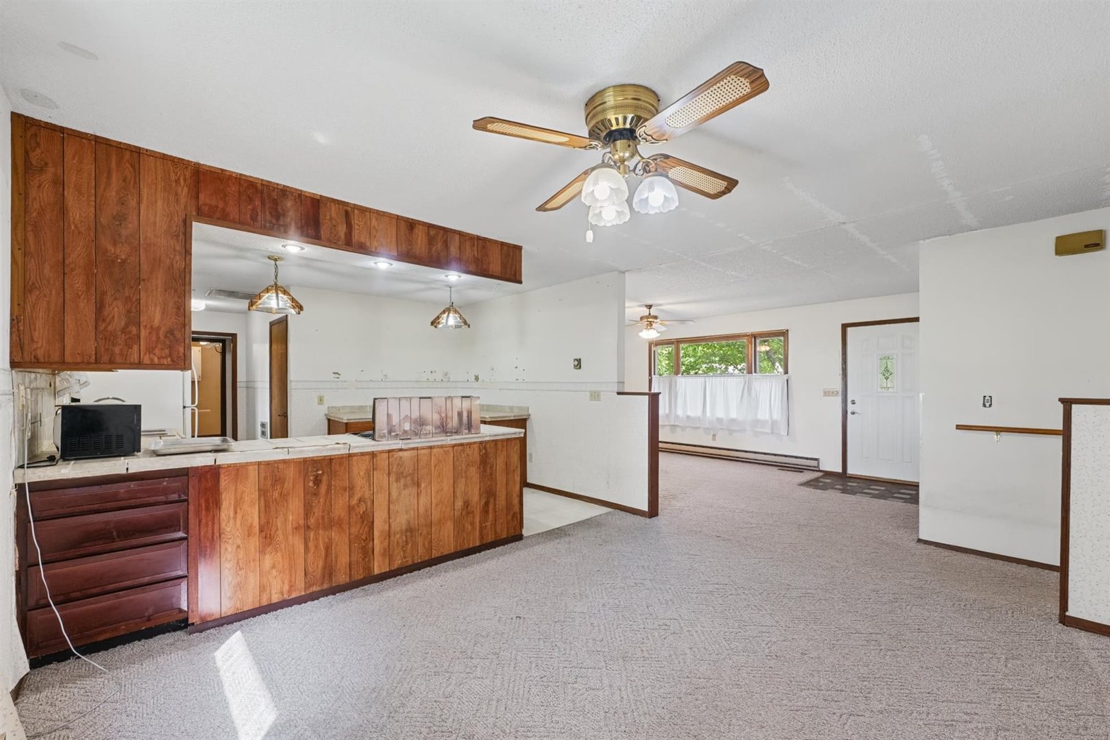 205 E Evergreen Drive Property Photo 8