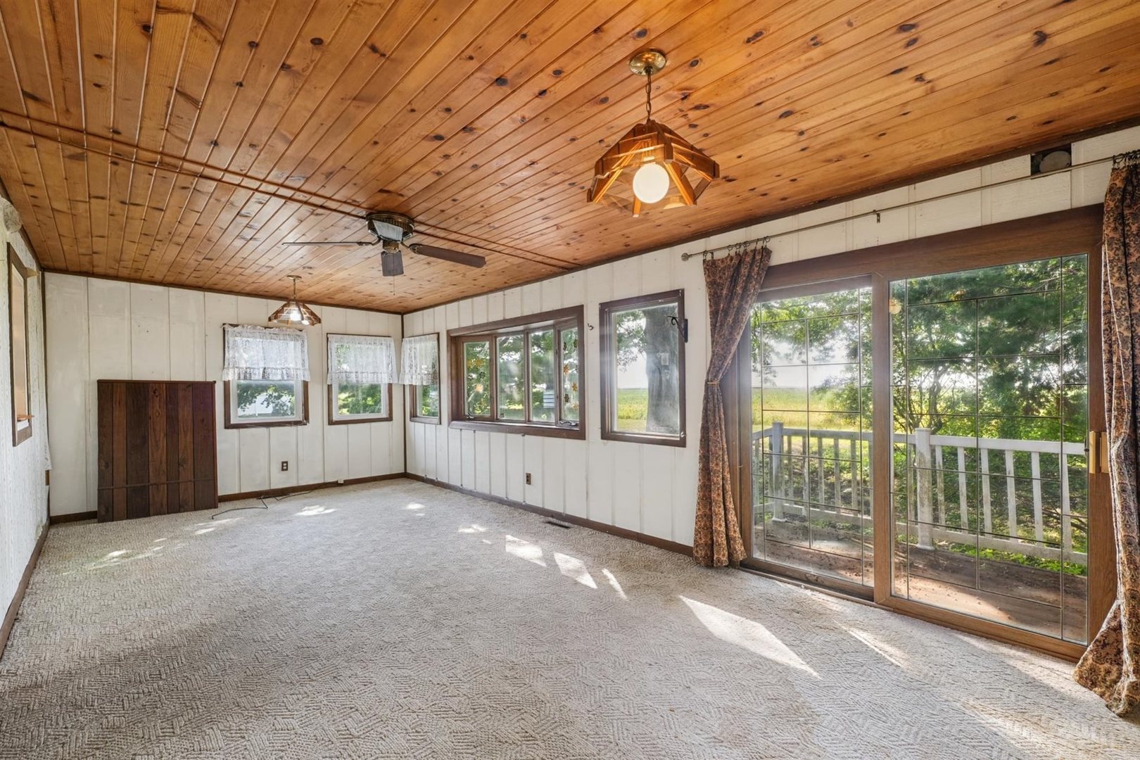 205 E Evergreen Drive Property Photo 18