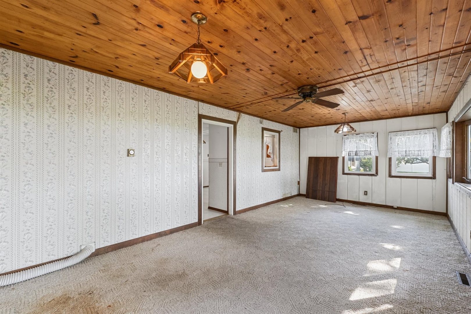 205 E Evergreen Drive Property Photo 19