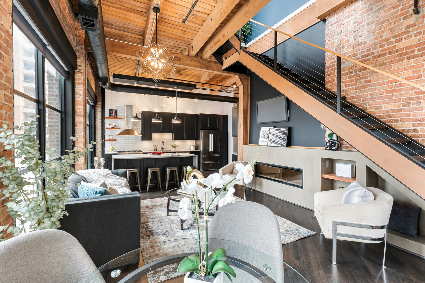 1133 S Wabash Avenue 806 Property Photo 8