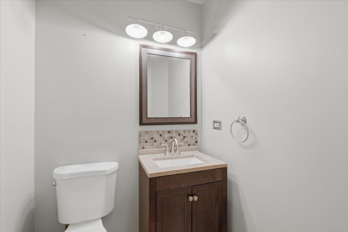 3318 Cottonwood Court Property Photo 8
