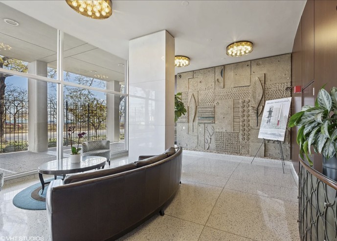 1150 N Lake Shore Drive 8b Property Photo 22