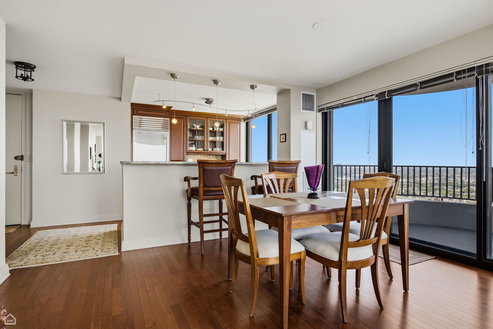 2020 N Lincoln Park West 28ab Property Photo 18