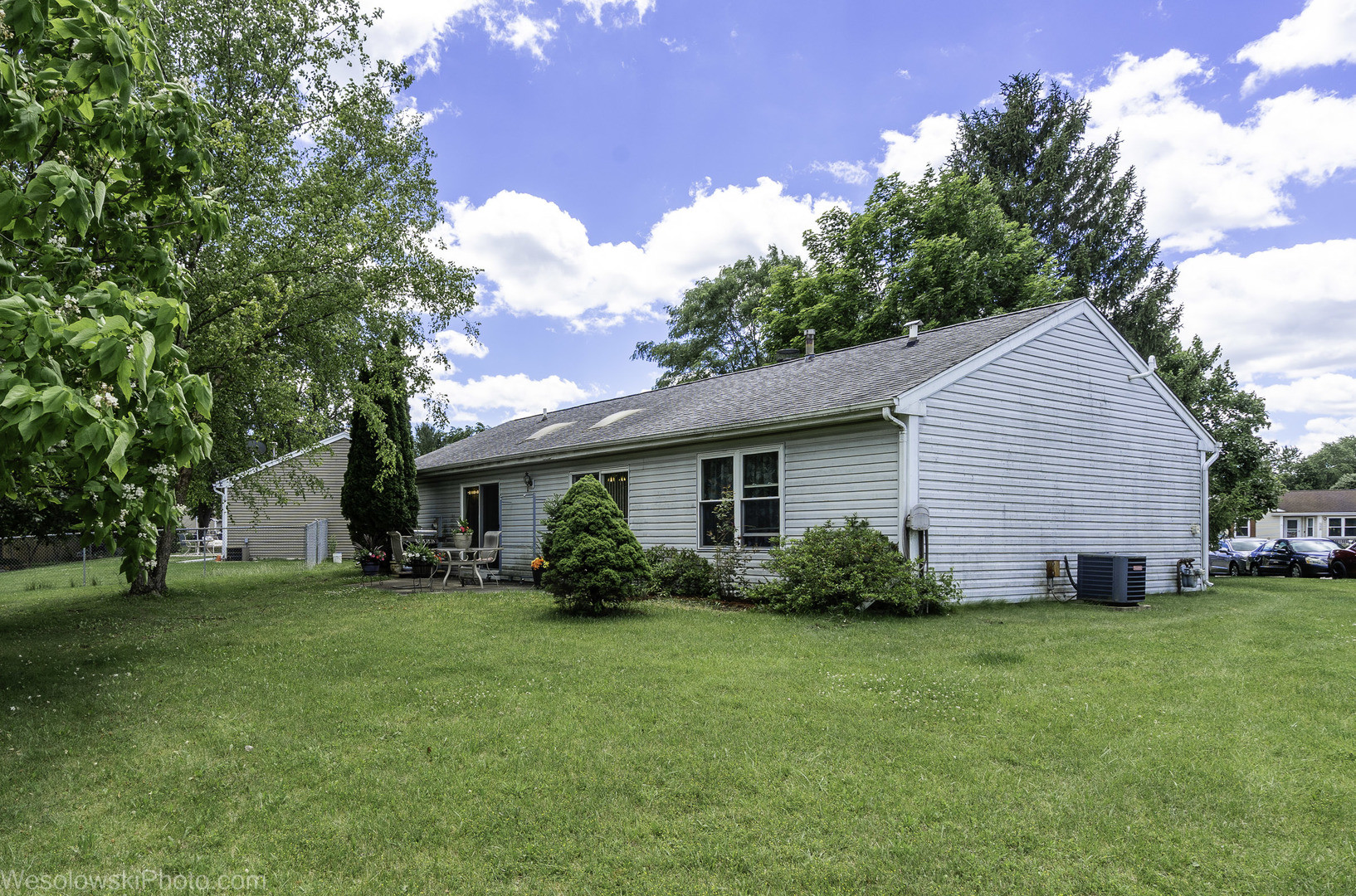 886 Quincy Court Property Photo 2