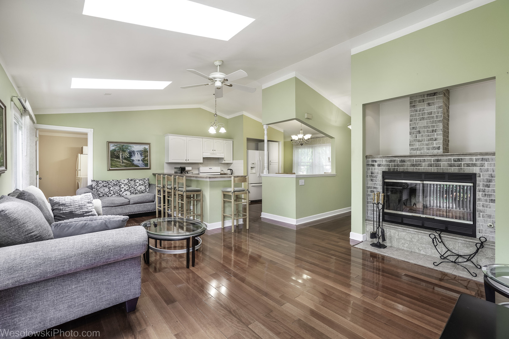 886 Quincy Court Property Photo 10