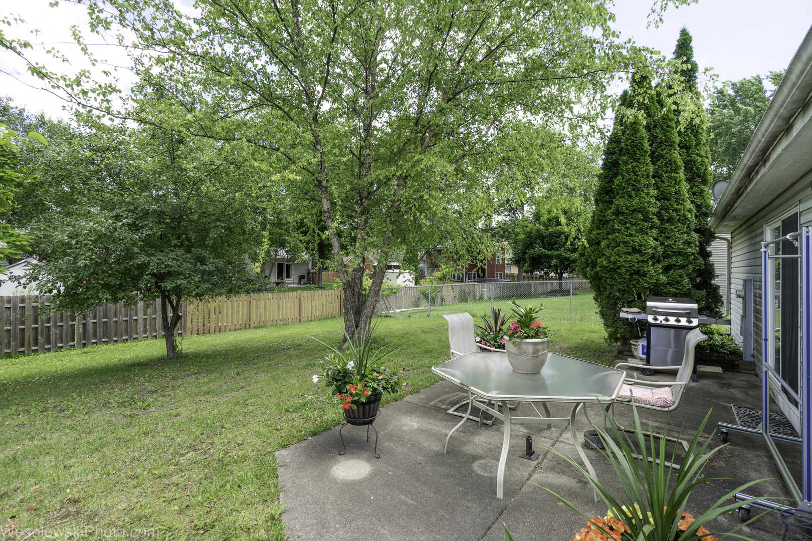 886 Quincy Court Property Photo 18