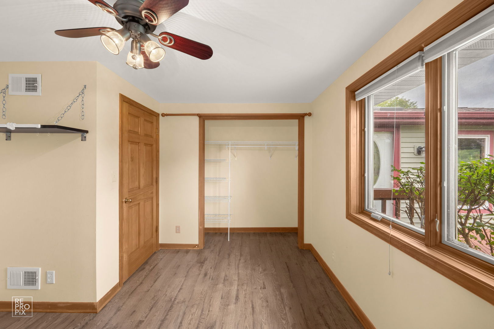 18410 119th Street Property Photo 6