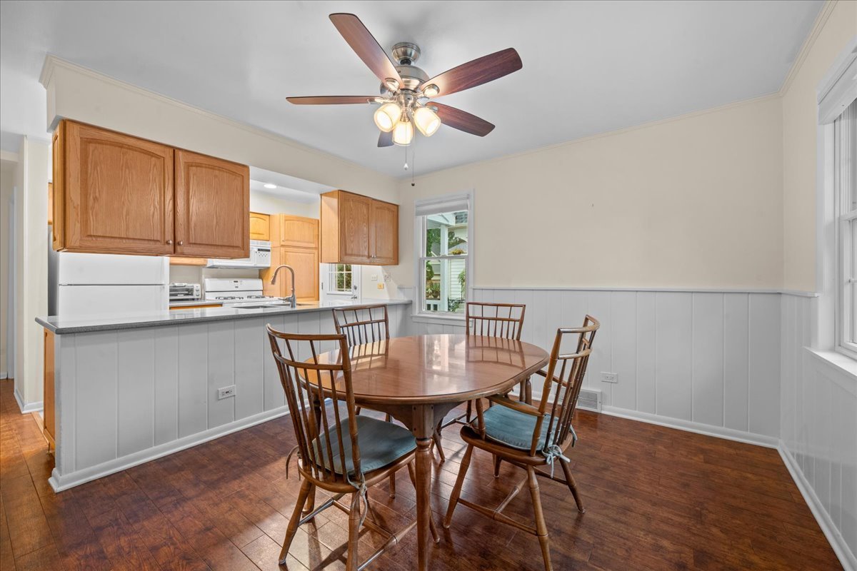 1122 Osterman Avenue Property Photo 6