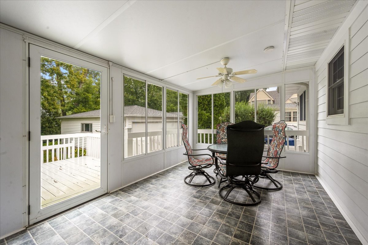 1122 Osterman Avenue Property Photo 14
