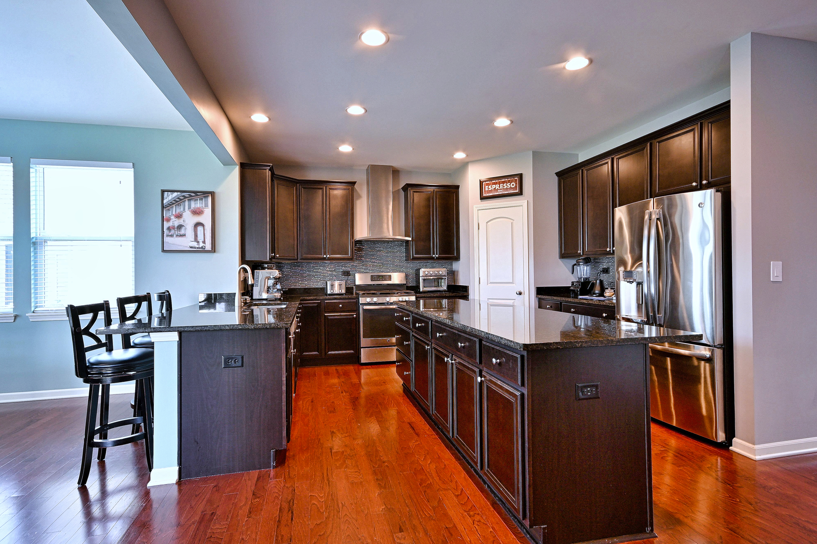 1128 Kingsmill Drive Property Photo 11