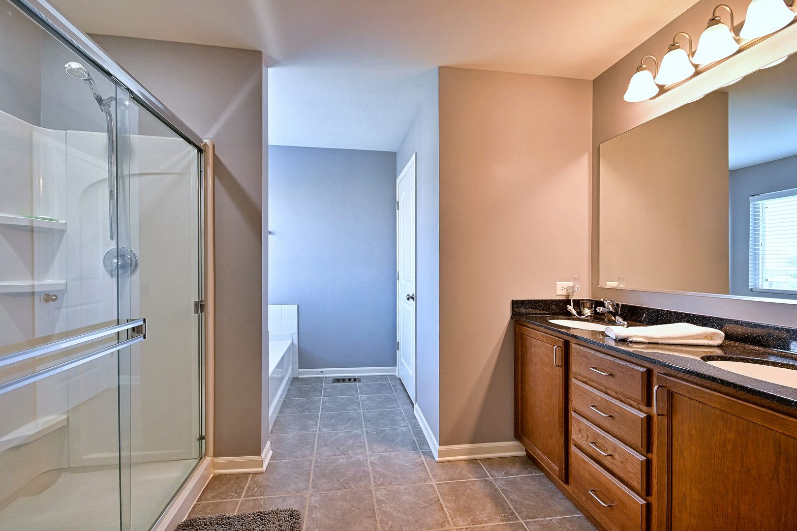 1128 Kingsmill Drive Property Photo 34