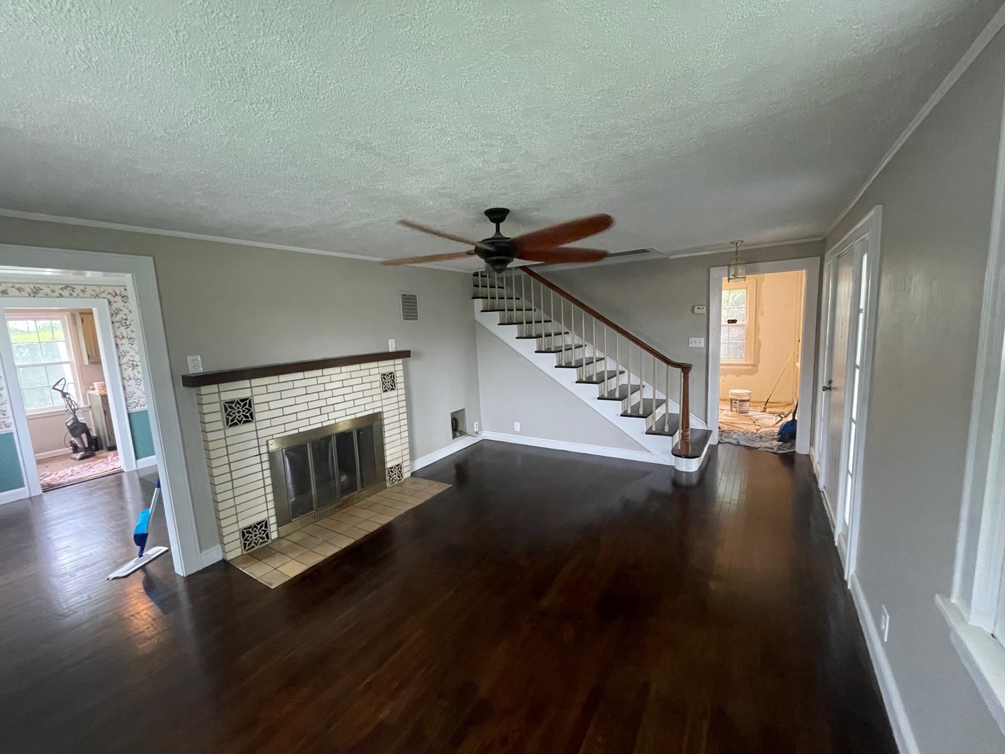304 S Adams Street Property Photo 6