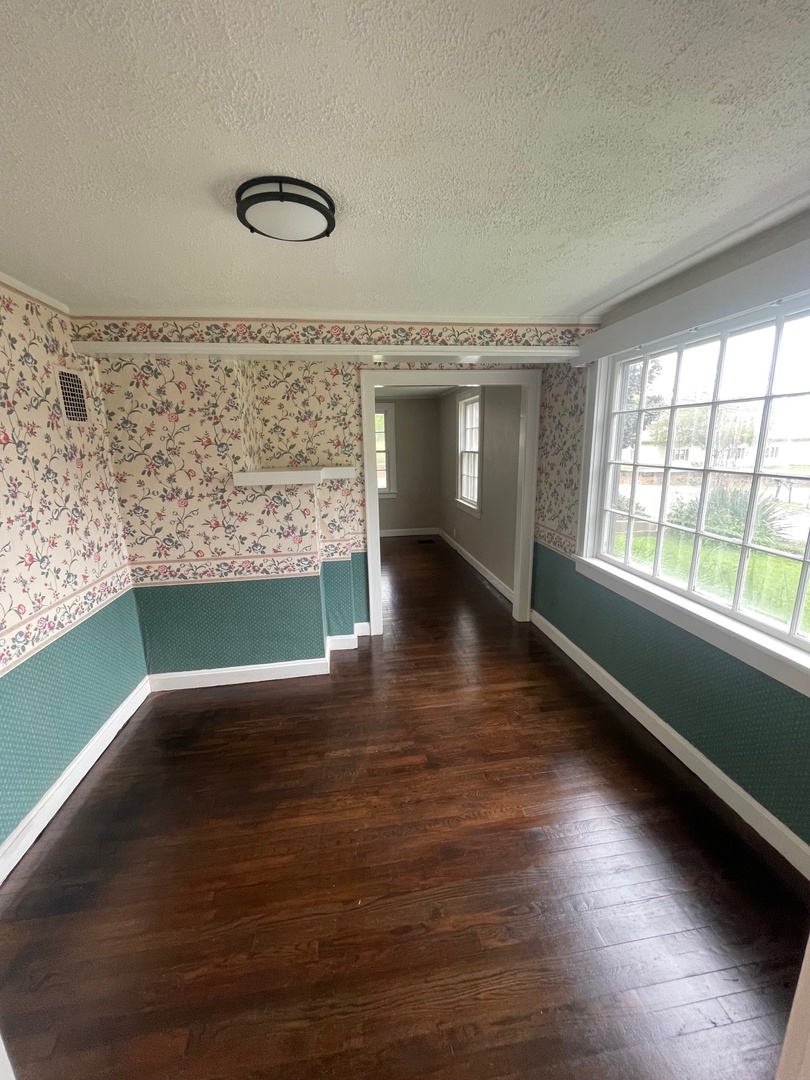 304 S Adams Street Property Photo 7