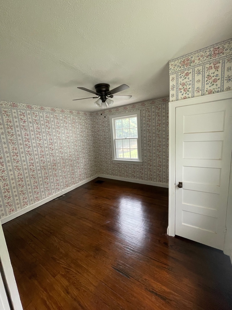 304 S Adams Street Property Photo 11