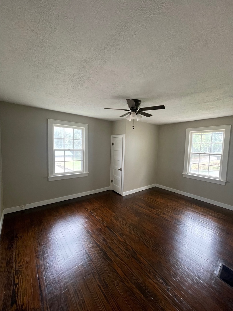 304 S Adams Street Property Photo 13