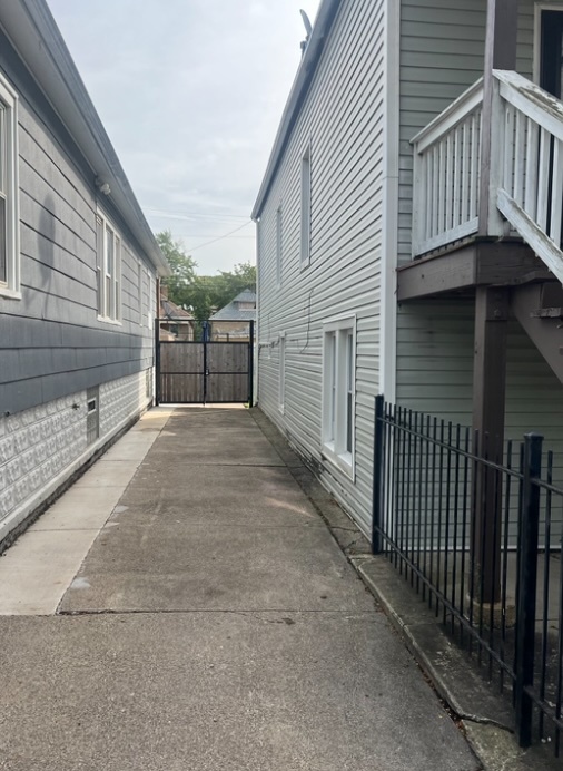 8629 S Colfax Avenue Property Photo 3