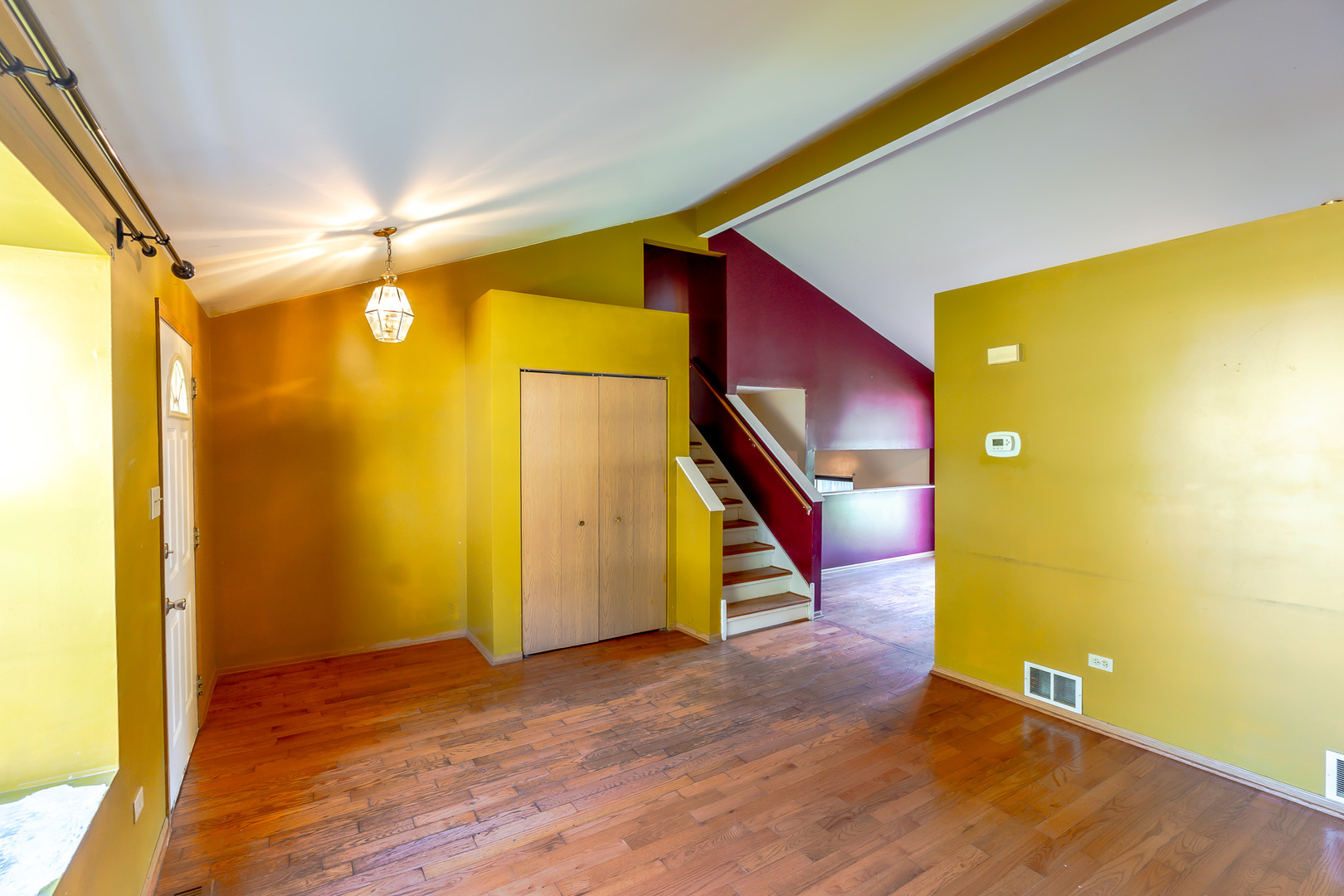 5210 Pine Trails Circle Property Photo 4