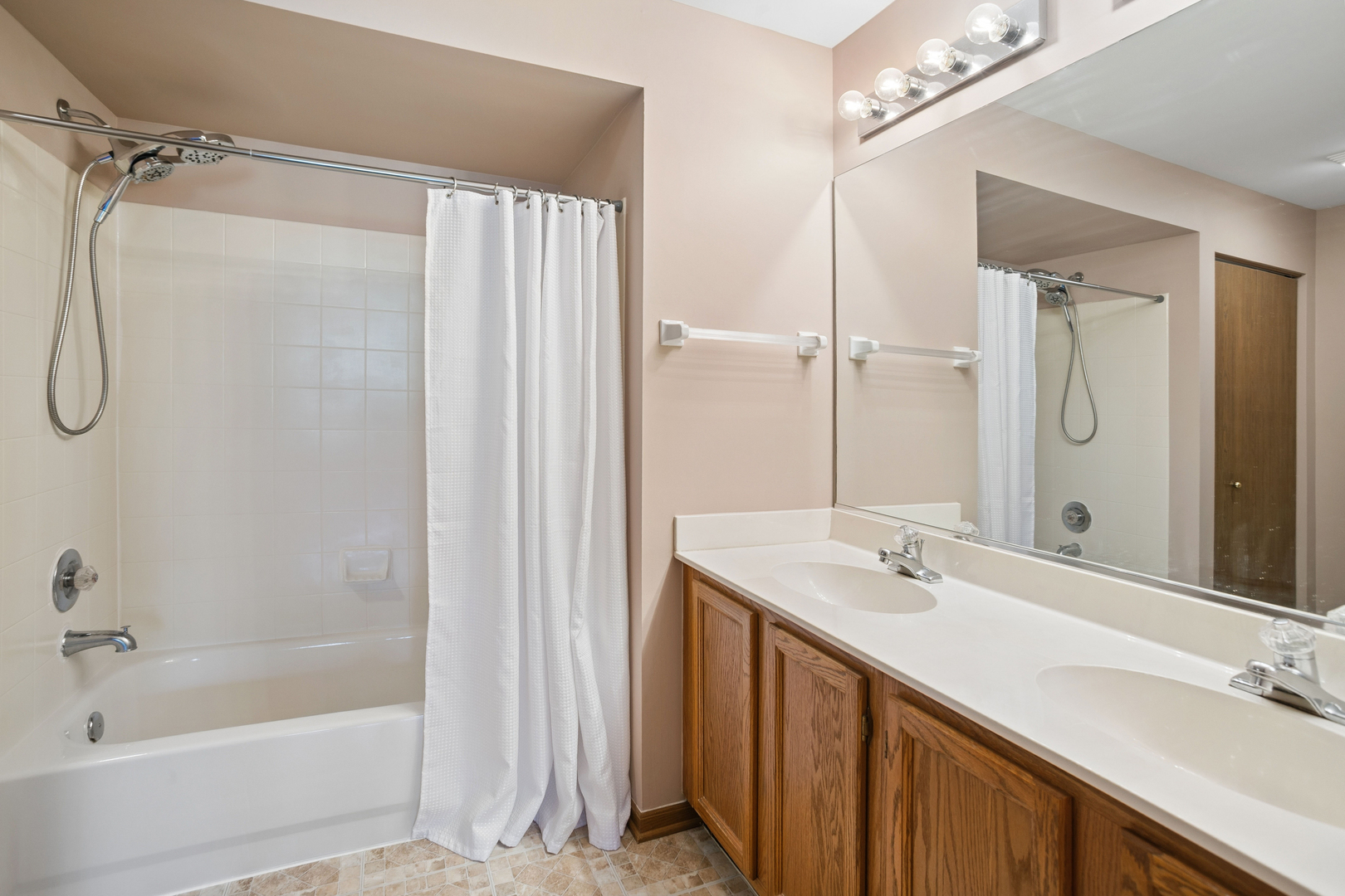1156 Westminster Lane 1156 Property Photo 13