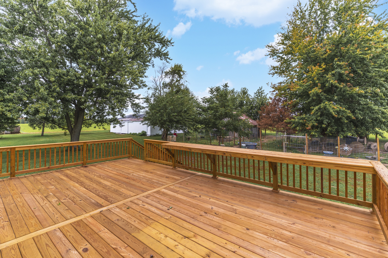 17292 E 300 North Road Property Photo 42