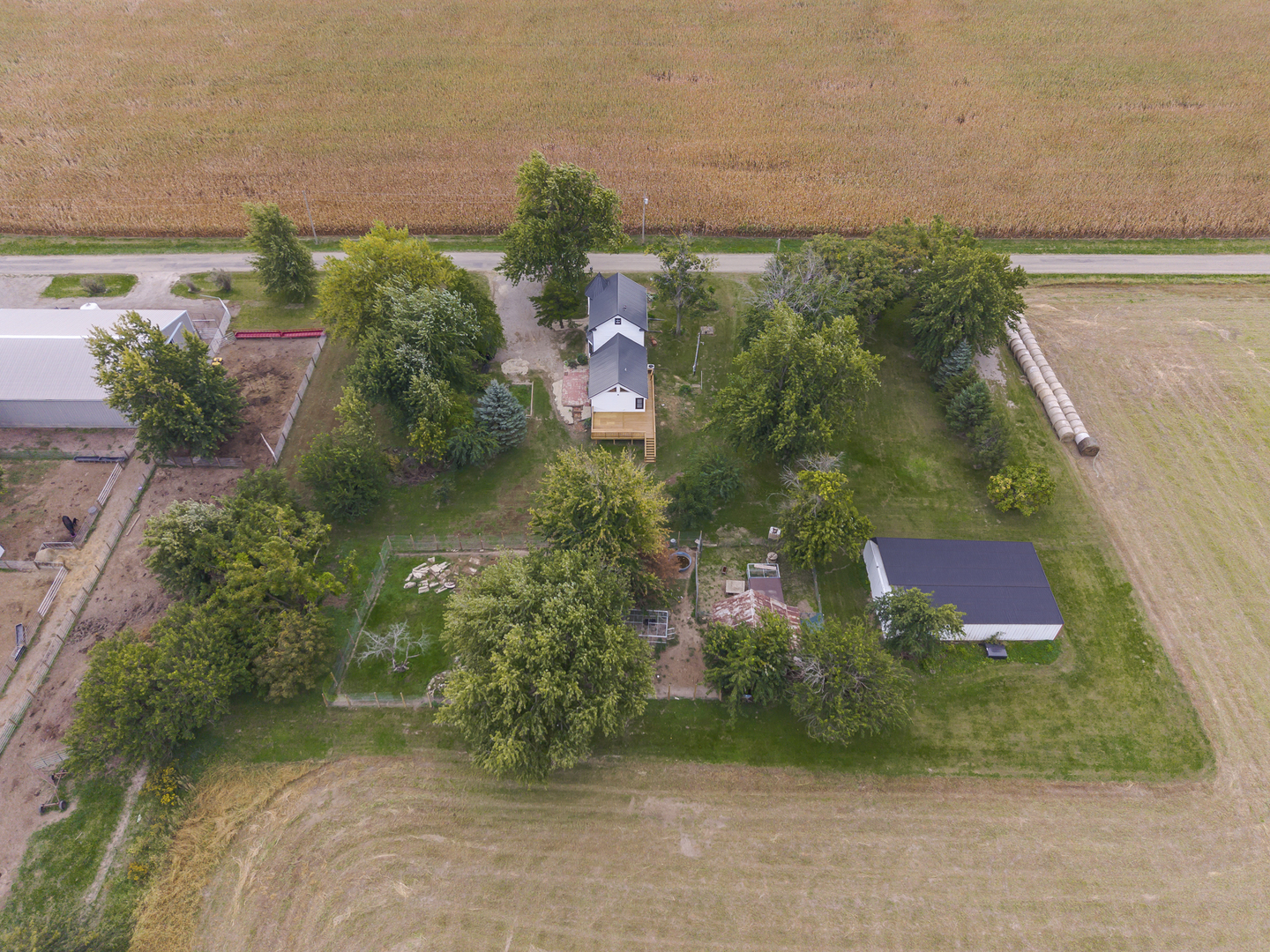 17292 E 300 North Road Property Photo 54