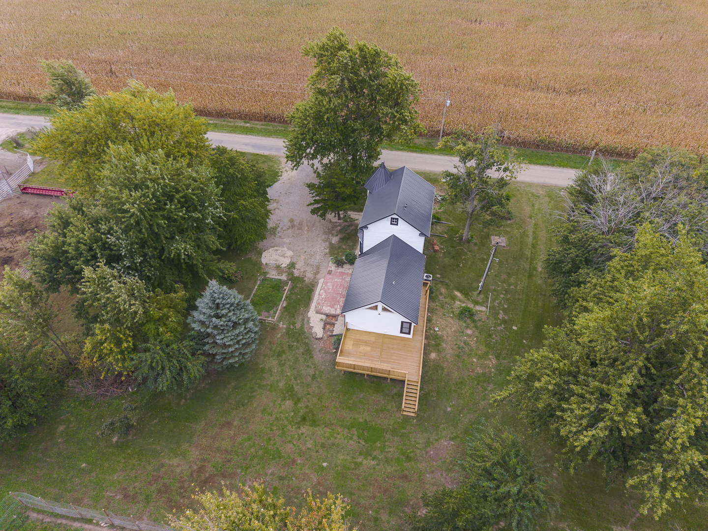 17292 E 300 North Road Property Photo 59