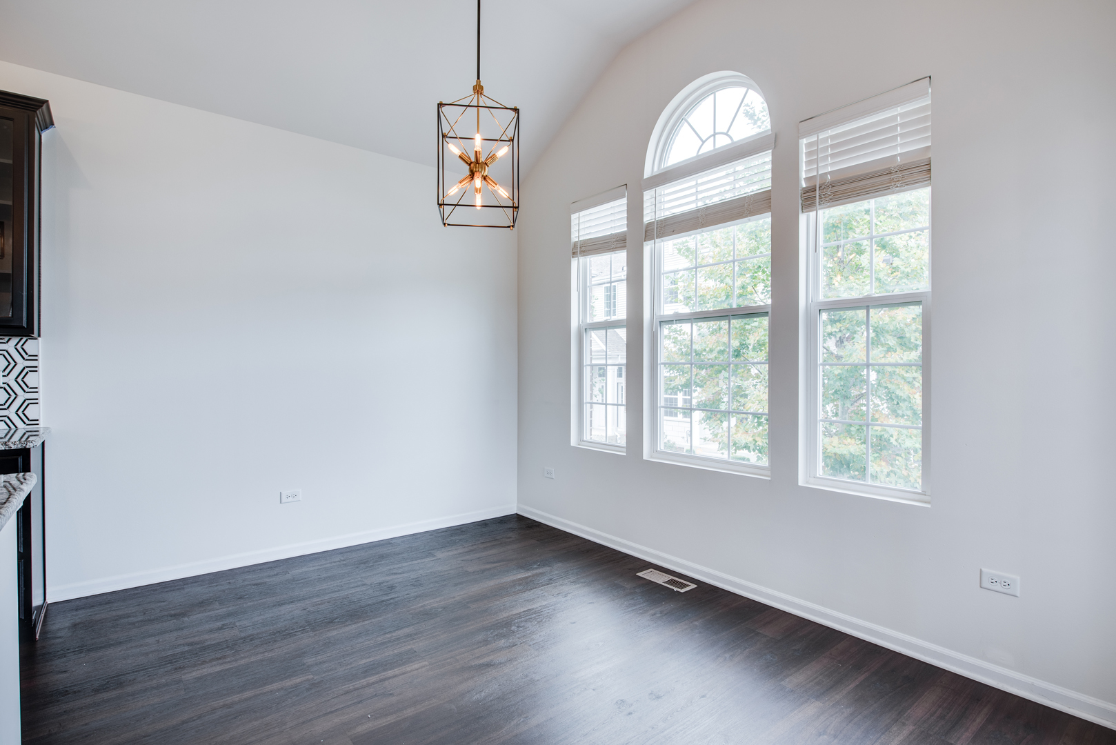 4470 Monroe Court Property Photo 12