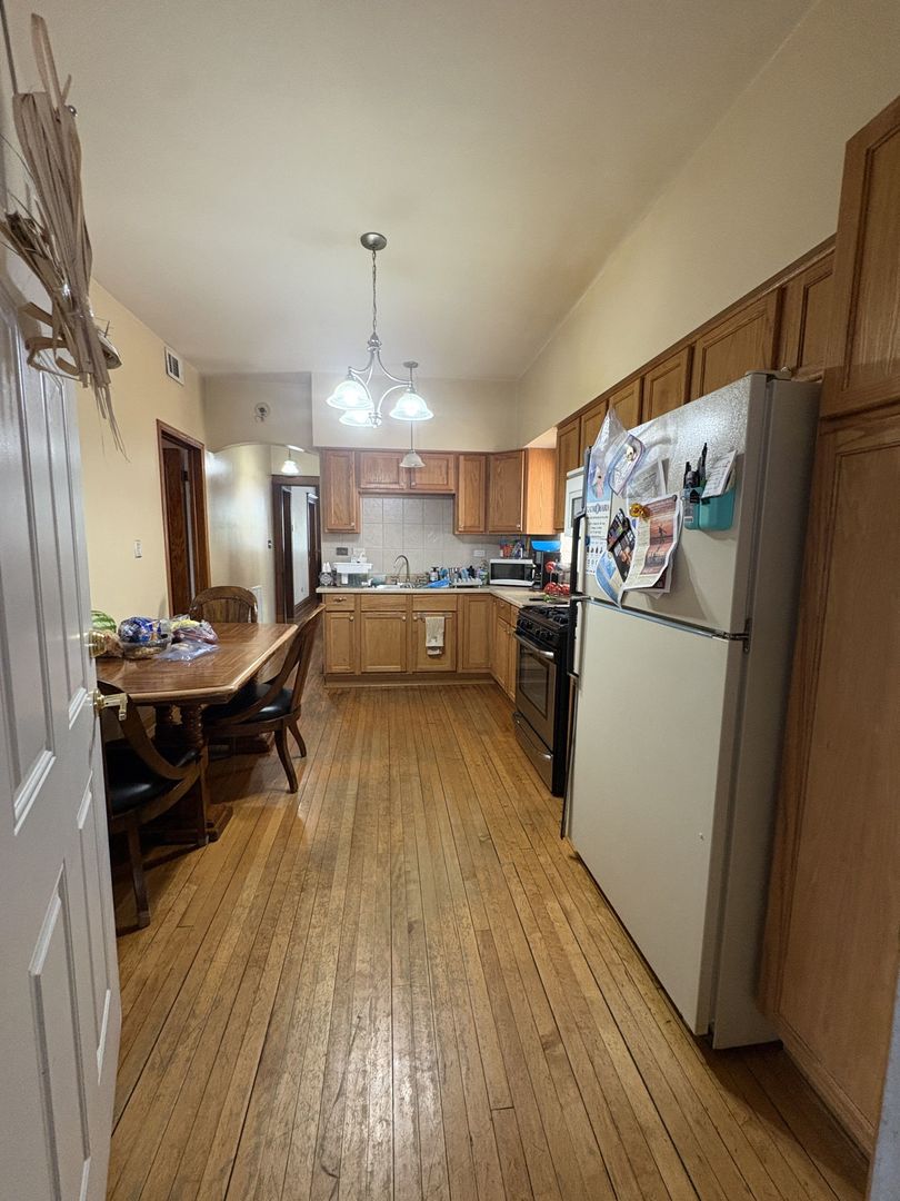 3341 W Evergreen Avenue 1 Property Photo 11