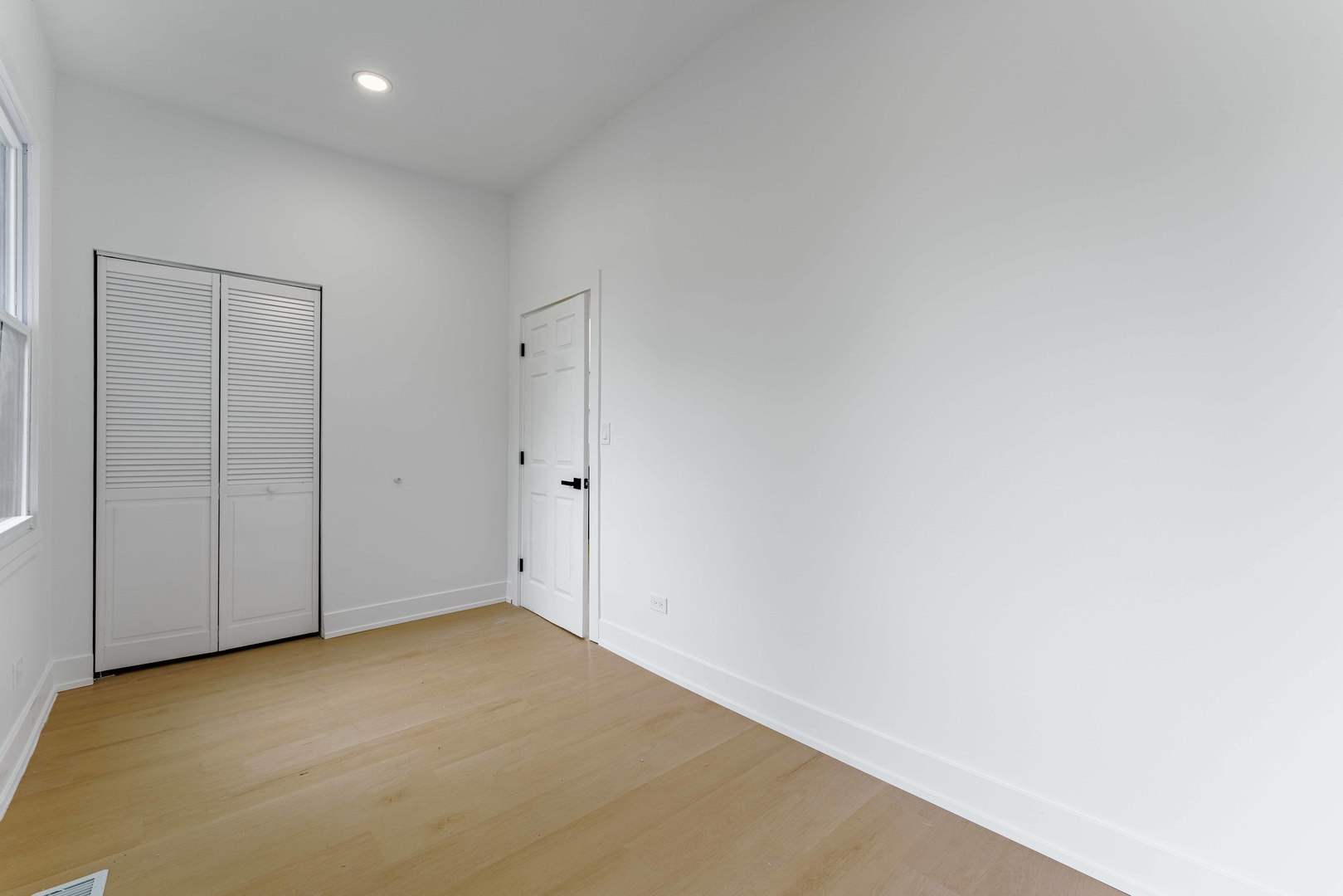 6429 28th Street Property Photo 18