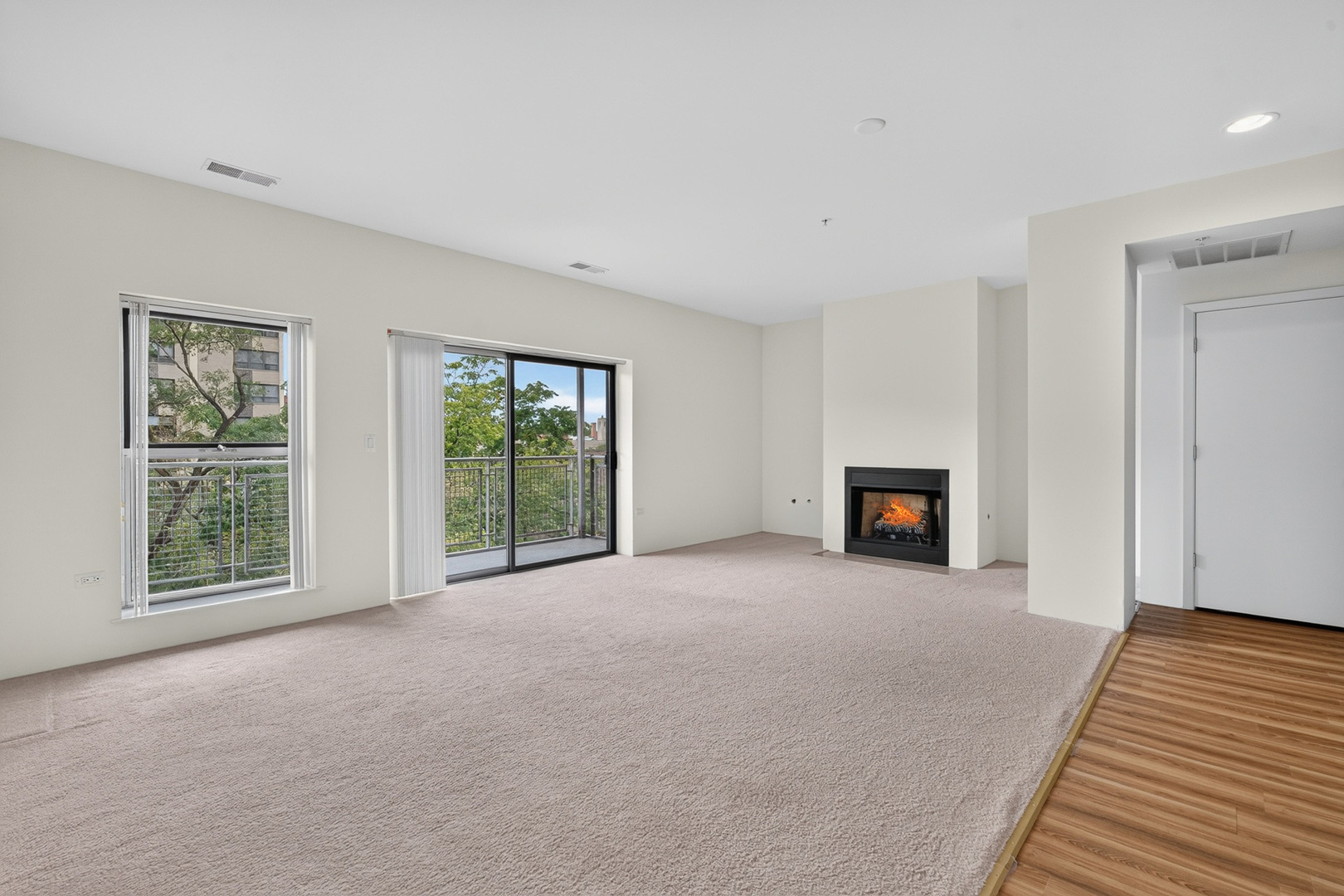 1572 Maple Avenue 406 Property Photo 8