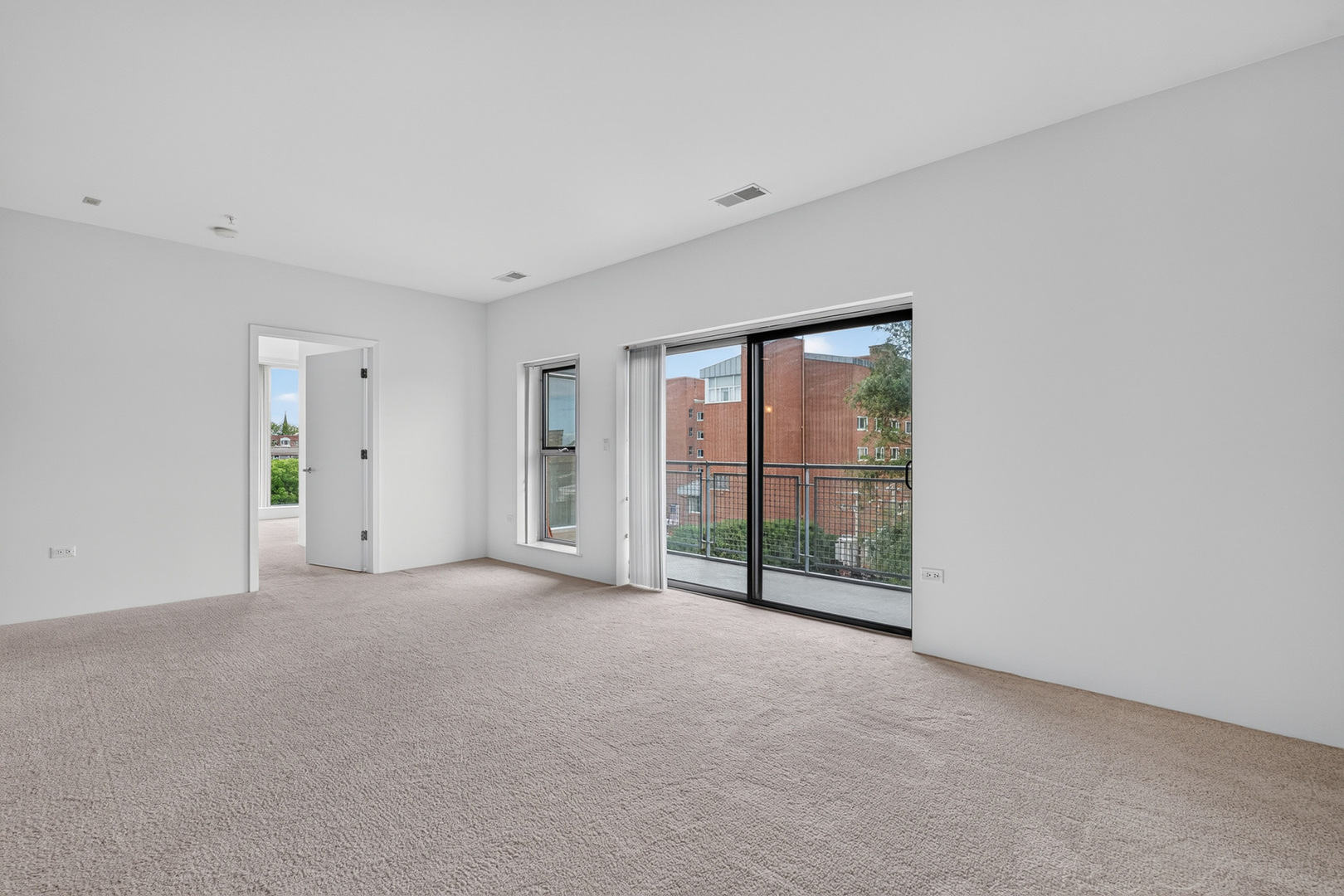 1572 Maple Avenue 406 Property Photo 11