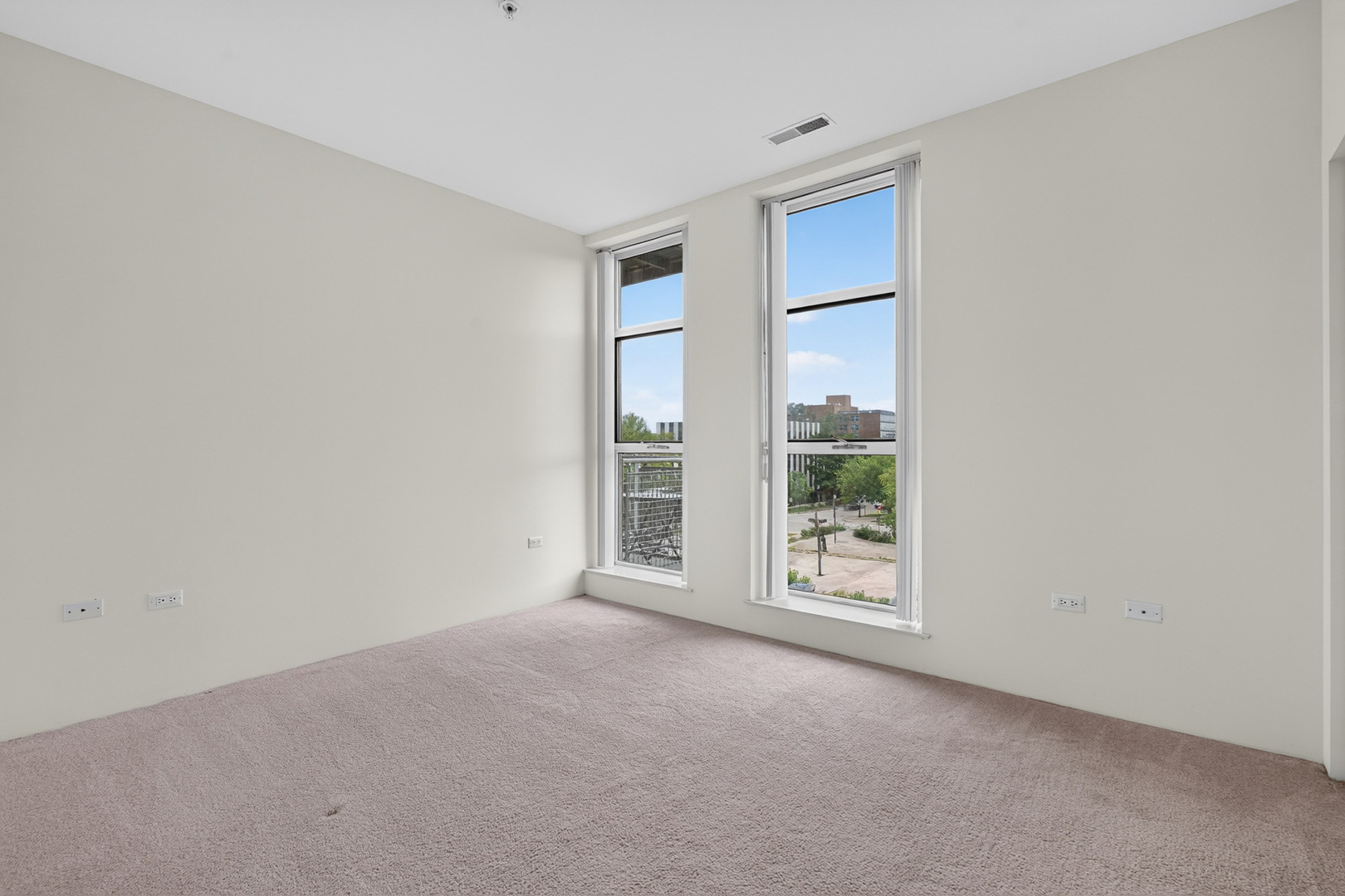 1572 Maple Avenue 406 Property Photo 15